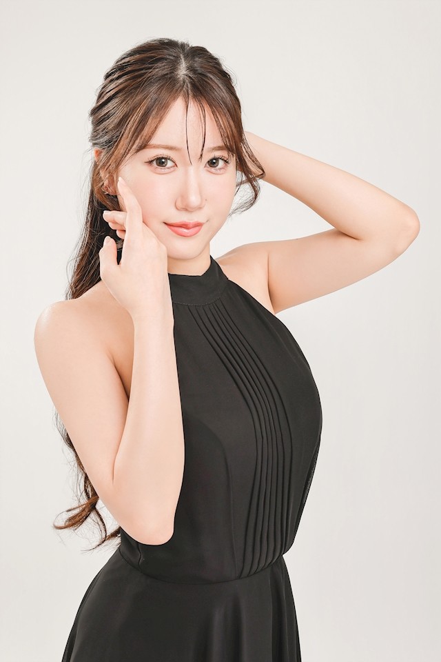 桃乃 つきプロフィール写真3